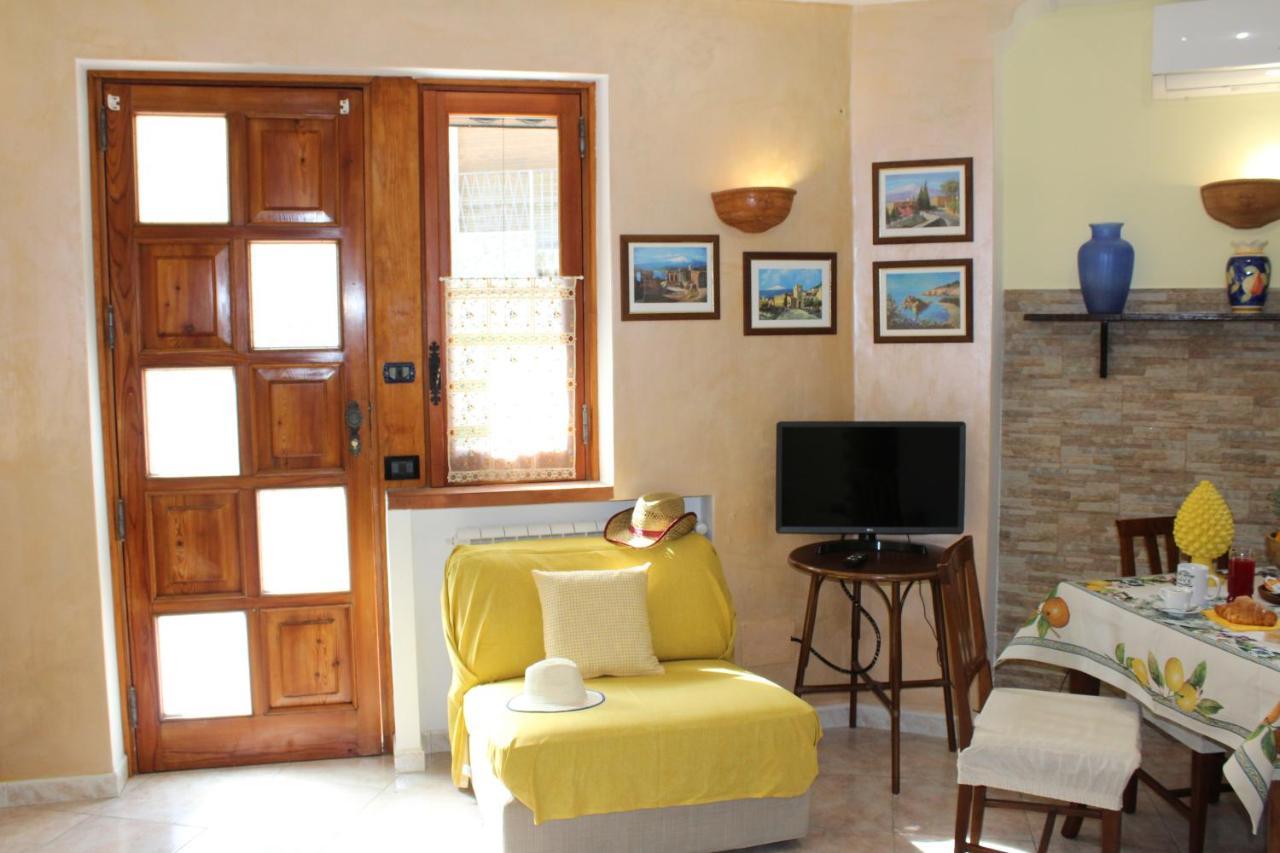 La Nina Apartment Taormina Exterior foto
